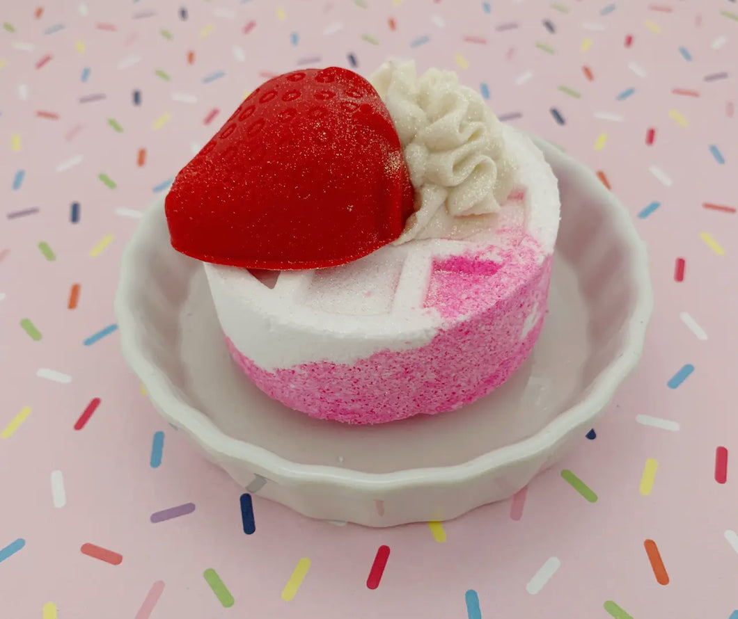 Strawberry and Cream Bath Bomb