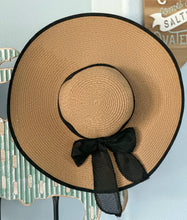 Load image into Gallery viewer, Farrah Floppy Hat
