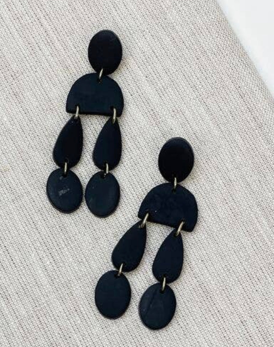 Black Geometric Dangle