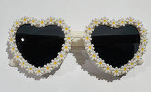 Load image into Gallery viewer, Daisy Sunglasses
